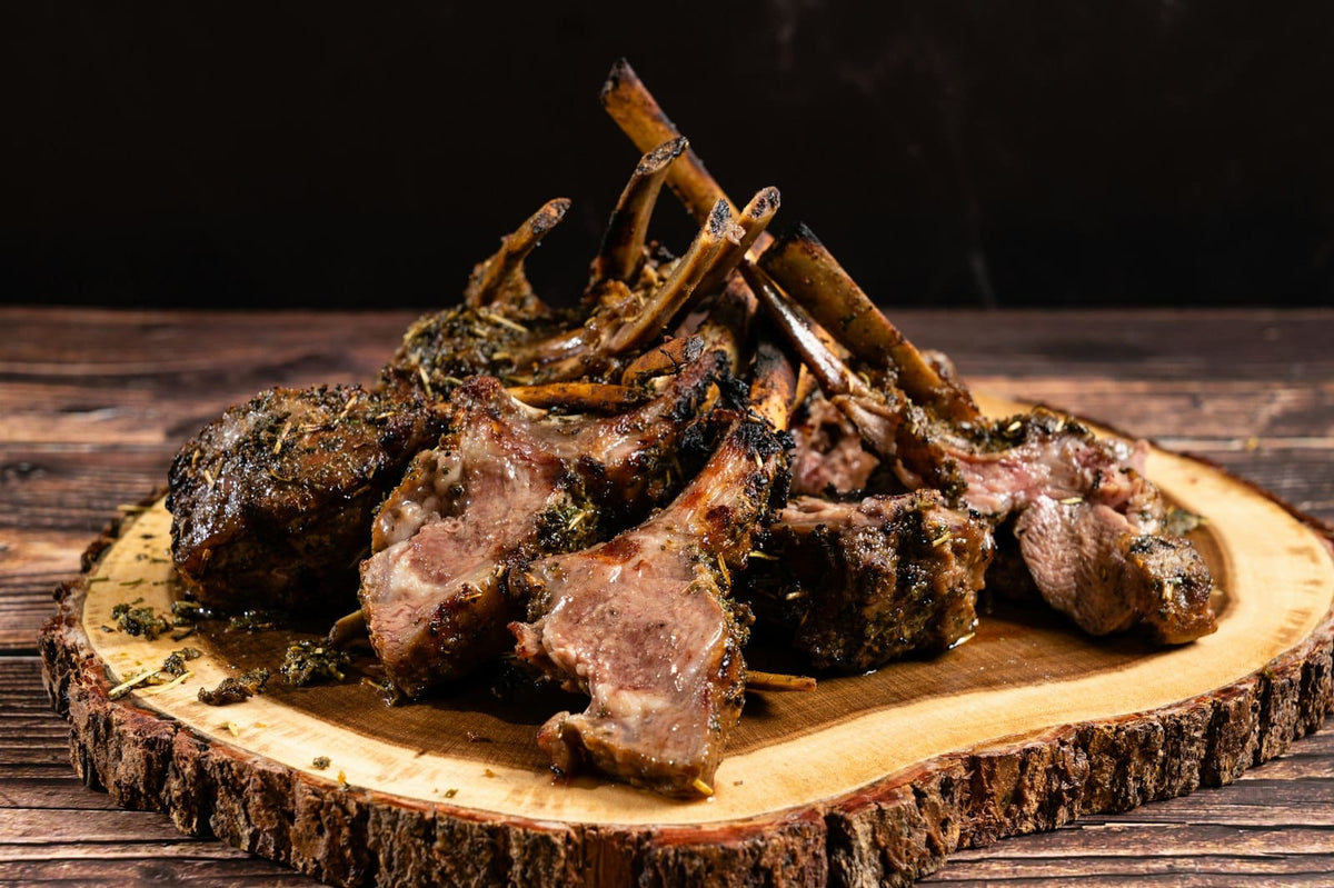 Côtelettes d'agneau au romarin et huile fruité intense